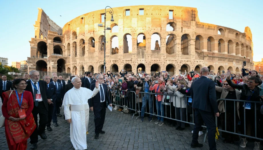 via crucis Colosseum