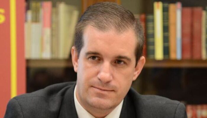 Fernando Mairata, esperto di sicurezza informatica: “Il parental control non serve a controllare i nostri figli, ma ad aiutarli a essere sicuri”.”