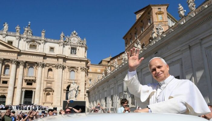 La santidad de la vida muestra la belleza de la fe, afirma el Papa