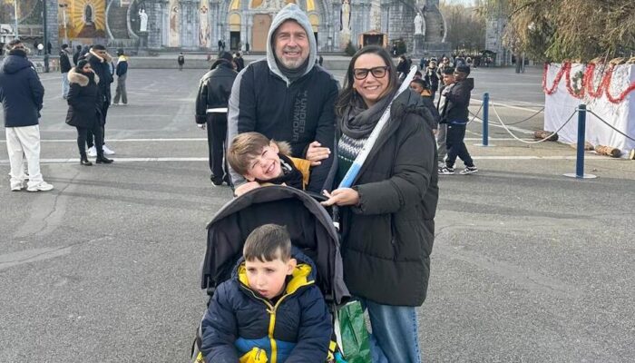 Pedaladas de fe: il piccolo Rodri riceve la sua prima bicicletta e dà una lezione di gioia
