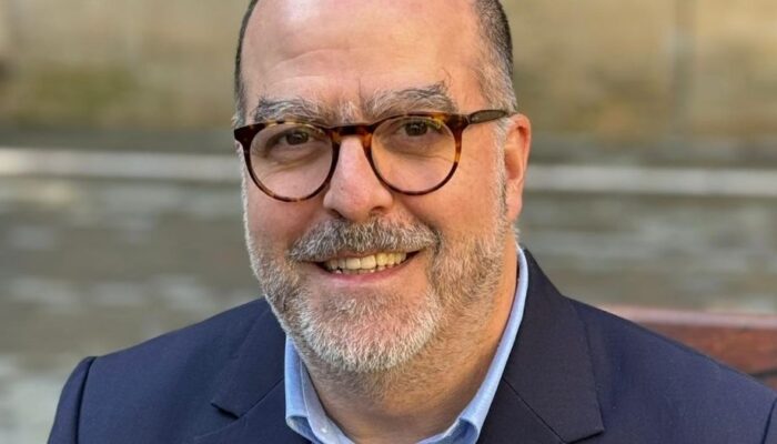 Julio Borges, filósofo venezolano: “La política es servicio, no instrumento de poder”