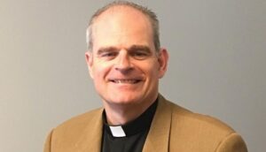 Brendan McGuire, sacerdote esperto di AI