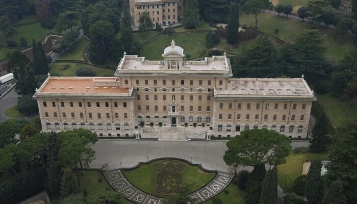 Nueva ley fundamental para el Estado Vaticano: una mayor precisión técnica y orgánica para el gobierno de León XIV