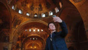 Seeking beauty with David Henrie