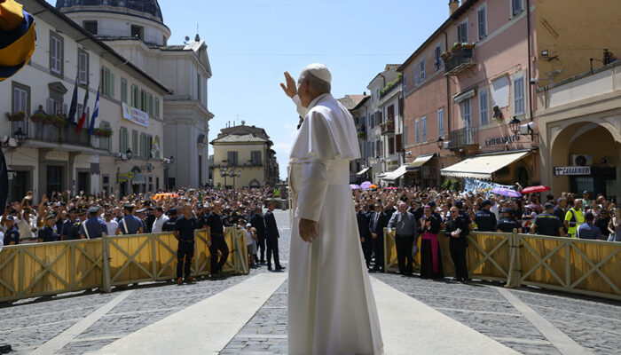 La liturgia nos da la vida de Cristo. La catequesis de León XIV